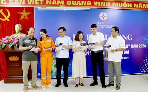 PC Yên Bái phát động Chương trình thi đua “Gia đình tiết kiệm điện”