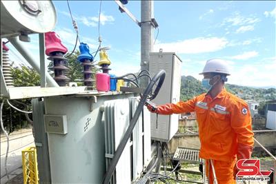 Điện lực Phù Yên (PC Sơn La): Đảm bảo cung cấp điện ổn định, an toàn dịp Tết