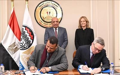 Egypt inks deal for 1-GW solar project to green aluminium production