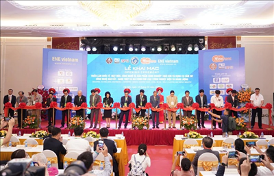 Khai mạc Triển lãm quốc tế Công nghiệp điện và Năng lượng Việt Nam 2024