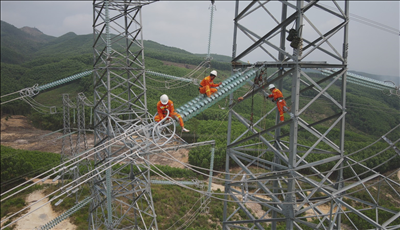 30 năm đường dây 500kV Bắc Nam: Điểm nhấn cho sự phát triển của Công ty Truyền tải điện 2