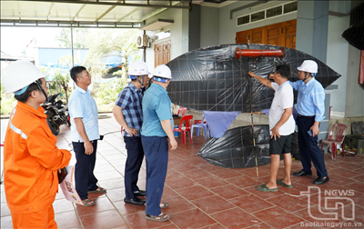 Báo động tình trạng thả diều gây mất an toàn lưới điện tại Thái Nguyên