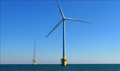 Japanese utilities buy into vast offshore wind farm in UK