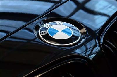 Solarwatt and BMW cooperate on home batteries