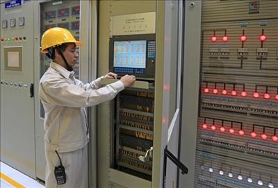 Vietnam's electricity wholesale market to open next year