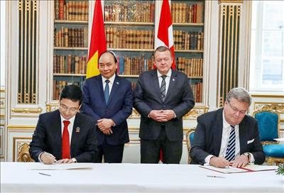 Denmark supports Vietnam to produce wind turbines