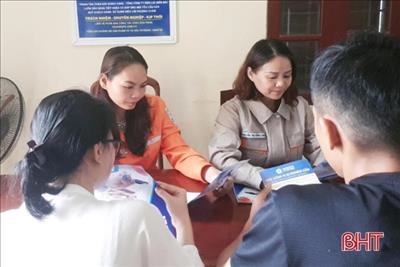 100% khách hàng Hồng Lĩnh (PC Hà Tĩnh) thanh toán tiền điện không sử dụng tiền mặt