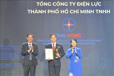 EVNHCMC lần thứ 2 đạt giải Thương hiệu Vàng 