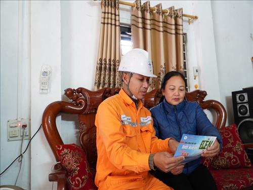 PC Quảng Ninh tuyên truyền sử dụng điện tiết kiệm, hạn chế tình trạng hóa đơn tiền điện tăng cao sau Tết Nguyên đán 2024