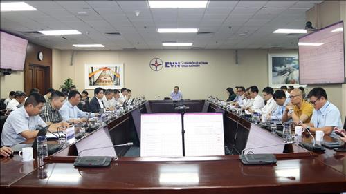 Họp bàn rà soát tiến độ cung cấp cột thép cho Dự án Đường dây 500kV mạch 3 từ Quảng Trạch đi Phố Nối