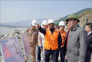 Chủ tịch UBND tỉnh Quảng Bình kiểm tra tiến độ thi công các dự án thuộc Trung tâm Điện lực Quảng Trạch