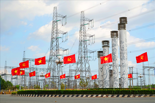 Kỷ niệm 134 năm ngày sinh Chủ tịch Hồ Chí Minh (19/5/1890 - 19/5/2024): Tổng công ty Truyền tải điện Quốc gia làm theo lời Bác!
