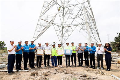 Phát động chiến dịch thi đua nước rút “45 ngày đêm hoàn thành các Dự án đường dây 500 kV mạch 3 từ Quảng Trạch đến Phố Nối”