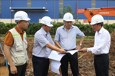 Đôn đốc tiến độ cung cấp cột thép cho Dự án đường dây 500kV mạch 3 của nhà thầu Thành Long và Việt Á