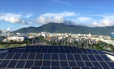 Đà Nẵng lights up with solar power