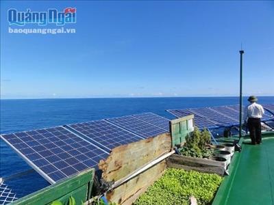 An Binh island enjoys solar power