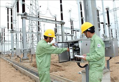 EVN vows sufficient power supply in dry season