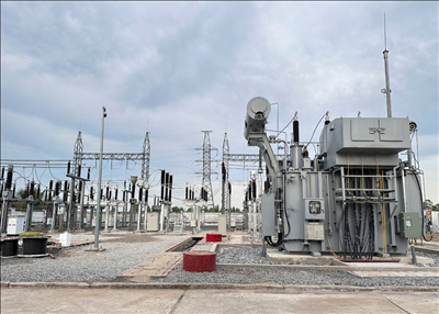 Đóng điện thành công công trình “Nâng cấp, cải tạo trạm 110 kV Tháp Mười, tỉnh Đồng Tháp”