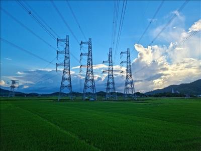 Vietnam to buy electricity from China to ease shortage