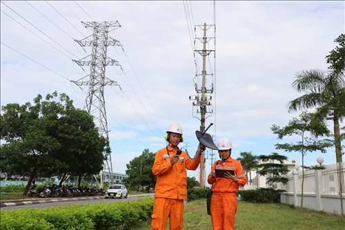 Nỗ lực không ngừng, phát huy vai trò đảm bảo cung cấp điện phục vụ nhân dân