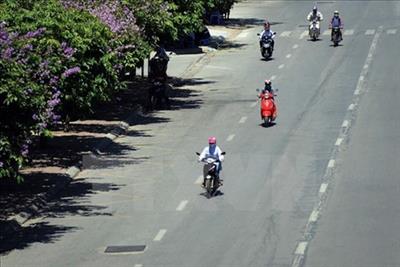 Hà Nội ensures power supply during hot weather