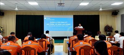 500 cán bộ, người lao động PC Yên Bái được huấn luyện an toàn vệ sinh lao động theo NĐ 44/2016/NĐ-CP