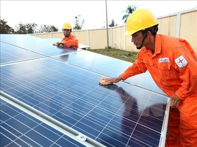 Central province taps renewable energy sources