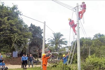 Tien Giang ensures power access for successful countryside building