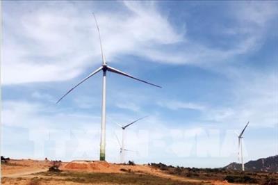 Construction starts on two wind power plants in Quang Tri