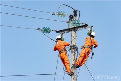 Tiết kiệm điện – Vấn đề cấp bách. Bài 2: Nỗ lực đảm bảo cấp điện an toàn cho người dân