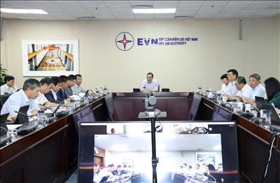 Lãnh đạo EVN làm việc với các nhà thầu đôn đốc tiến độ Dự án Đường dây 500kV mạch 3 từ Quảng Trạch đến Phố Nối