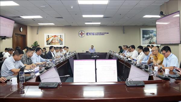 EVN rà soát tiến độ cung cấp cột thép cho Dự án Đường dây 500kV mạch 3 từ Quảng Trạch đi Phố Nối