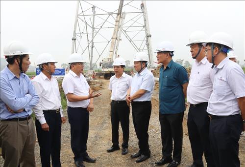 Lãnh đạo Ủy ban Quản lý vốn Nhà nước tại doanh nghiệp kiểm tra tiến độ thi công Dự án đường dây 500kV từ Quảng Trạch đến Phố Nối 